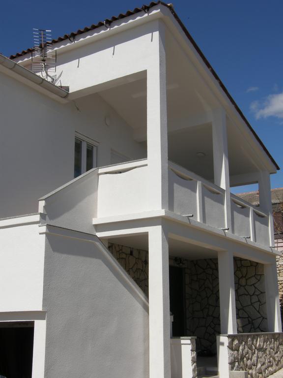 Apartments Marino Povljana Εξωτερικό φωτογραφία