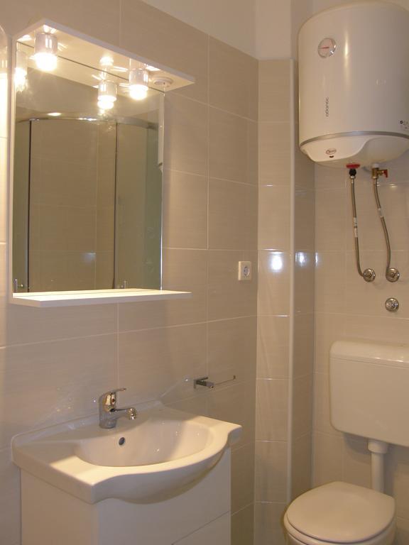 Apartments Marino Povljana Εξωτερικό φωτογραφία