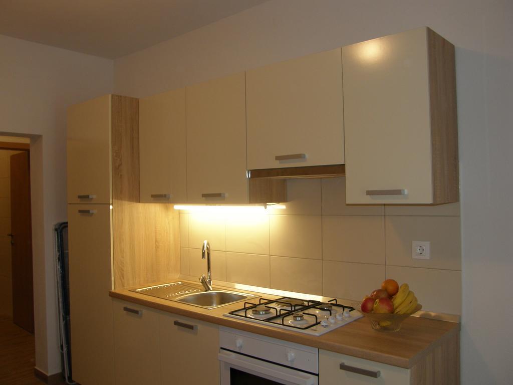 Apartments Marino Povljana Εξωτερικό φωτογραφία