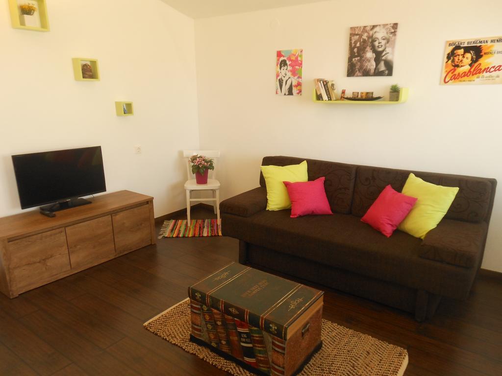 Apartments Marino Povljana Εξωτερικό φωτογραφία