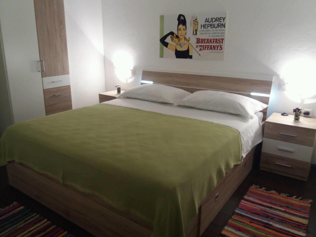 Apartments Marino Povljana Εξωτερικό φωτογραφία